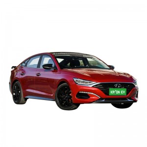 HYUNDAl Lafesta new energy high speed car the range is 490km.